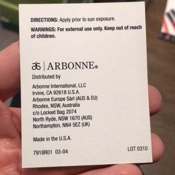 Arbonne Lipstick, Lip Gloss & Natural Radiance Mineral Powder Foundation SPF 15 - Picture 6 of 6